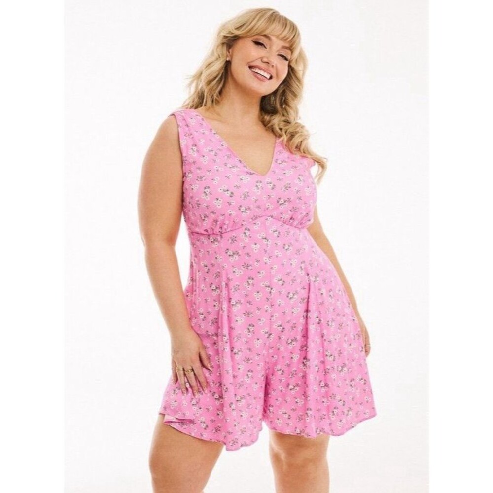 Torrid Pink Floral V-Neck Fit & Flare Romper Shortall Retro Chic Plus Size 1X